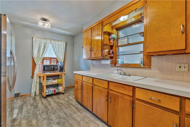 1780 Evergreen Avenue, Akron, OH 44301