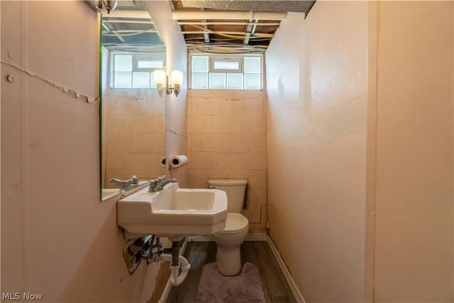 1780 Evergreen Avenue, Akron, OH 44301