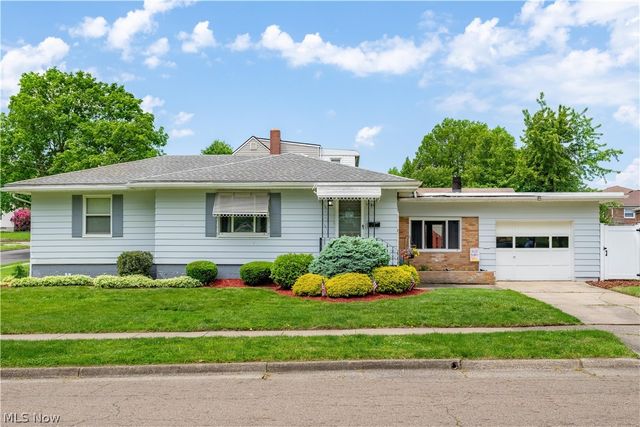 1780 Evergreen Avenue, Akron, OH 44301