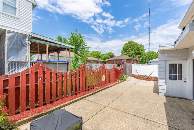 1780 Evergreen Avenue, Akron, OH 44301