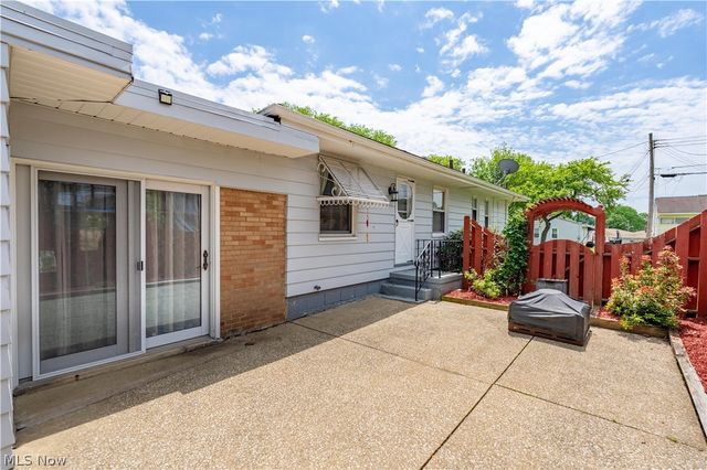 1780 Evergreen Avenue, Akron, OH 44301