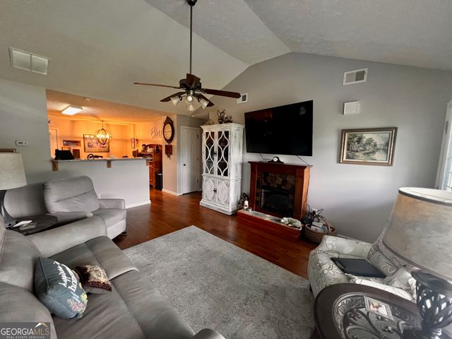 120 Summer Trc, Thomaston, GA 30286