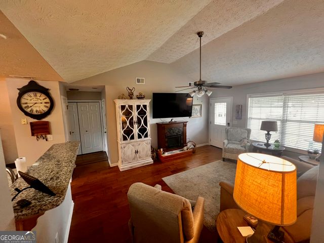 120 Summer Trc, Thomaston, GA 30286