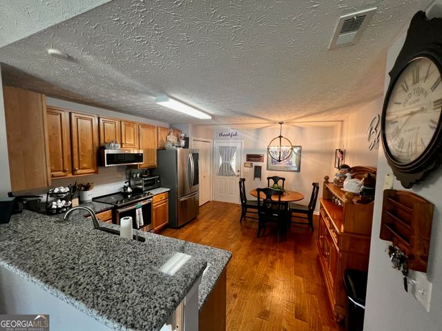 120 Summer Trc, Thomaston, GA 30286