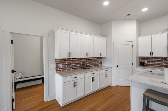 4031 Wells Rd, Springfield, TN 37172