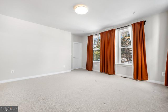 12136 LOBLOLLY DR, Fairfax, VA 22033