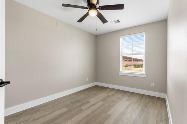 3152 A N Cleveland Street, Dayton, TX 77535