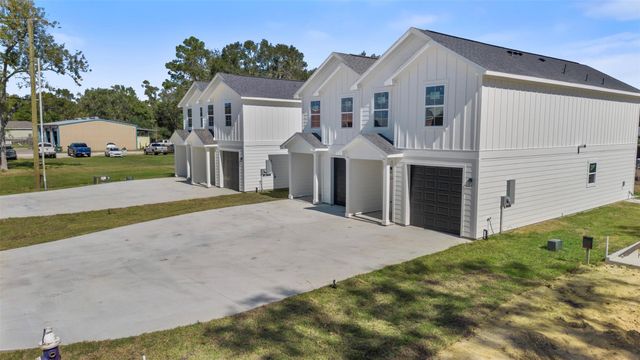 3152 A N Cleveland Street, Dayton, TX 77535