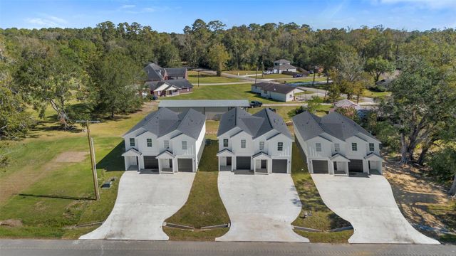 3152 A N Cleveland Street, Dayton, TX 77535