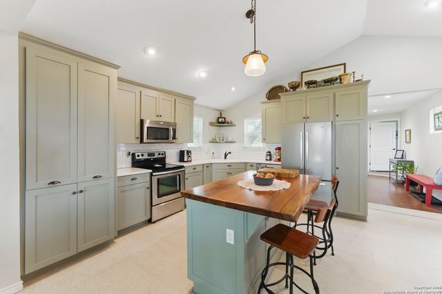 366 Arrow, San Marcos, TX 78666