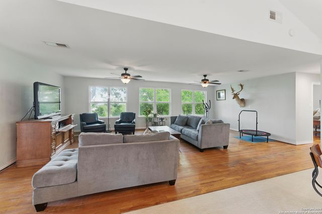 366 Arrow, San Marcos, TX 78666