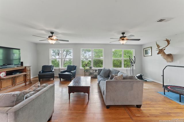 366 Arrow, San Marcos, TX 78666