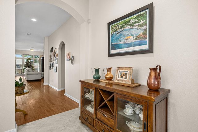 611 Westbury LN, Georgetown, TX 78633