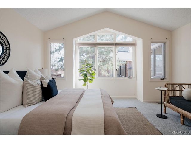 2630 S Iris St, Lakewood, CO 80227