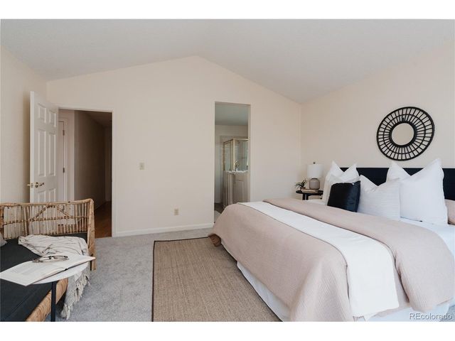 2630 S Iris St, Lakewood, CO 80227