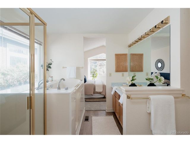 2630 S Iris St, Lakewood, CO 80227