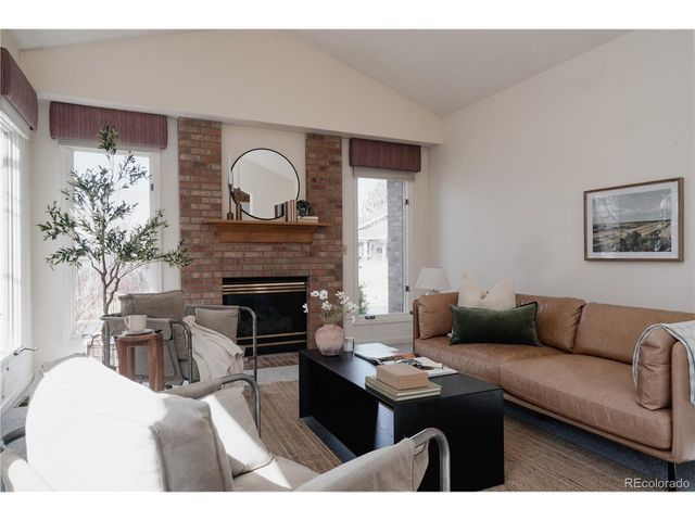 2630 S Iris St, Lakewood, CO 80227