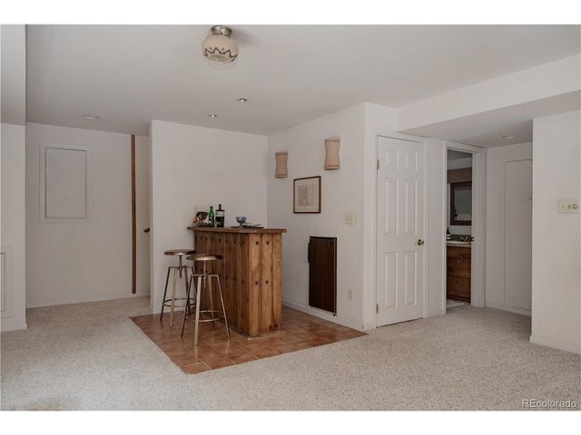 2630 S Iris St, Lakewood, CO 80227