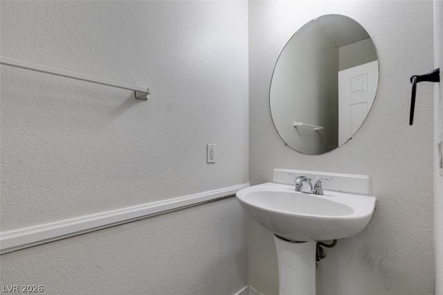 10 Indian Run Way, Las Vegas, NV 89148
