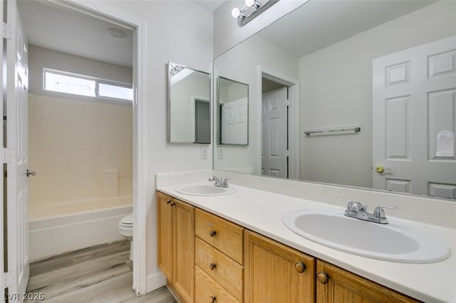 10 Indian Run Way, Las Vegas, NV 89148