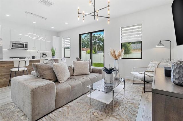 7553 GESUALDO COURT, Tampa, FL 33614