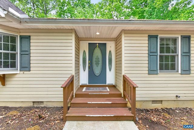 37 LAGUNA RD, Palmyra, VA 22963