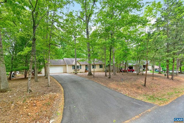 37 LAGUNA RD, Palmyra, VA 22963