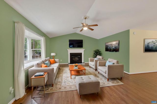 37 LAGUNA RD, Palmyra, VA 22963