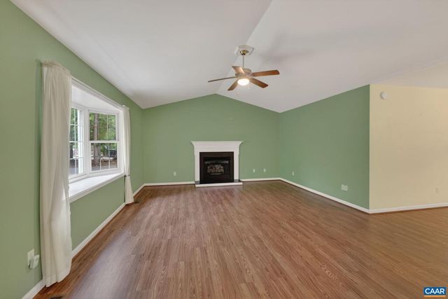 37 LAGUNA RD, Palmyra, VA 22963