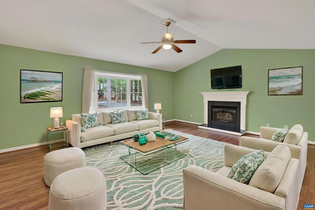 37 LAGUNA RD, Palmyra, VA 22963