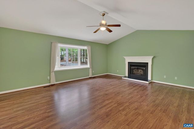 37 LAGUNA RD, Palmyra, VA 22963