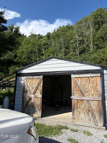 574 Charles Street, Clintwood, VA 24228