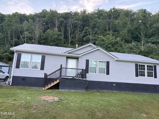 574 Charles Street, Clintwood, VA 24228
