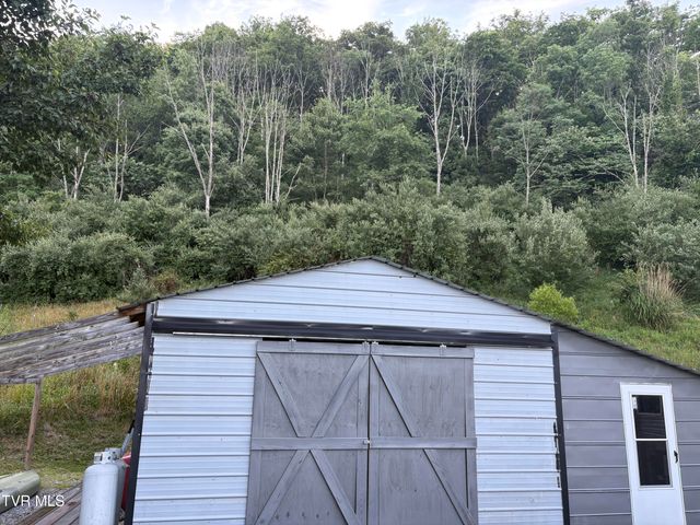 574 Charles Street, Clintwood, VA 24228