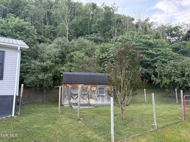 574 Charles Street, Clintwood, VA 24228