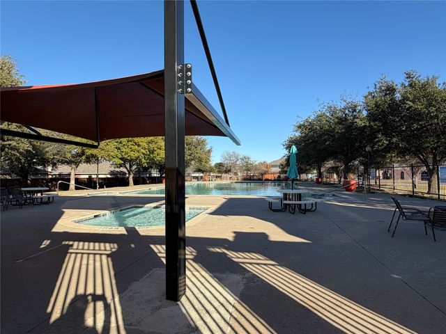 412 Magma Drive, Fort Worth, TX 76131