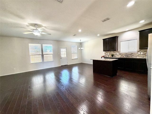 412 Magma Drive, Fort Worth, TX 76131