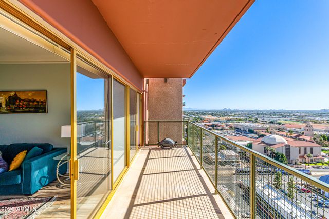 4750 N CENTRAL Avenue J17, Phoenix, AZ 85012