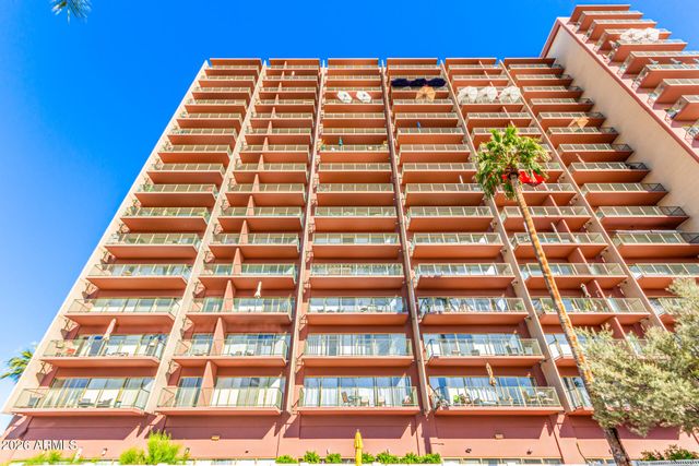 4750 N CENTRAL Avenue J17, Phoenix, AZ 85012