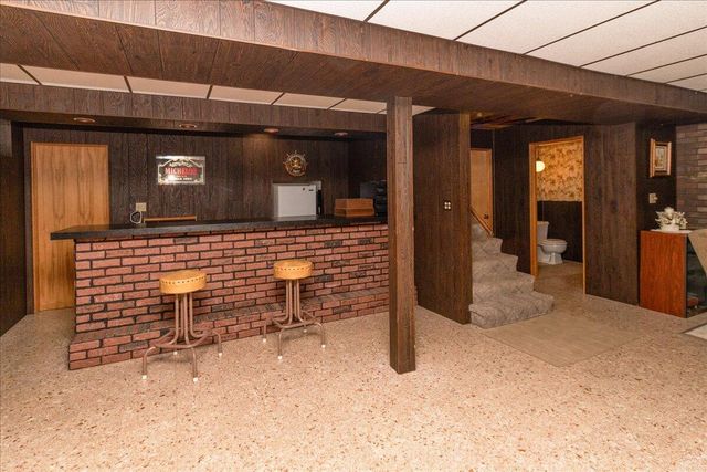 9448 Northcote Avenue, Munster, IN 46321