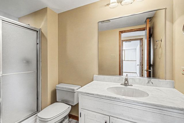 9679 E Oakridge Drive, St. John, IN 46373