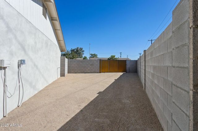 2920 S RITA Lane, Tempe, AZ 85282