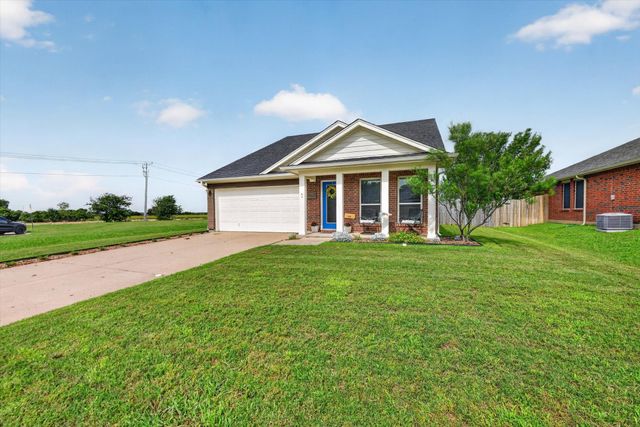 1505 First Street, Sanger, TX 76266