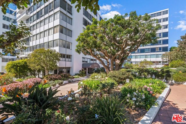 17350 W Sunset Boulevard 303, Pacific Palisades, CA 90272