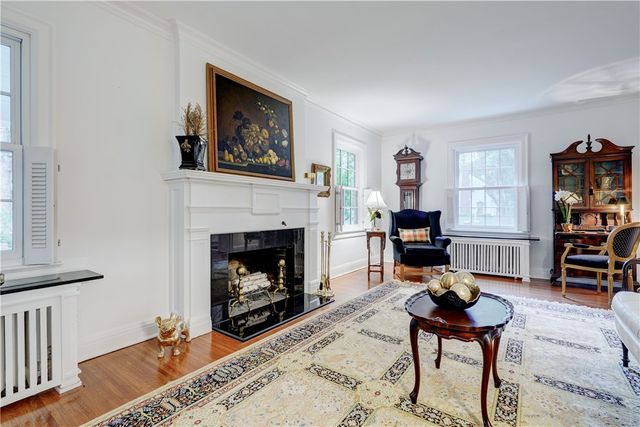 264 Alpine Drive, Pittsford, NY 14618