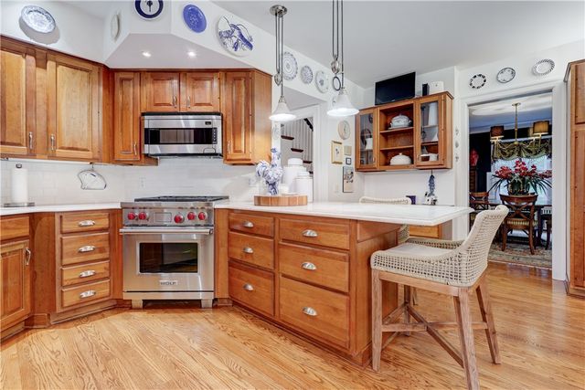 264 Alpine Drive, Pittsford, NY 14618