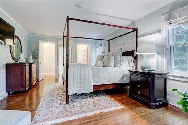 264 Alpine Drive, Pittsford, NY 14618