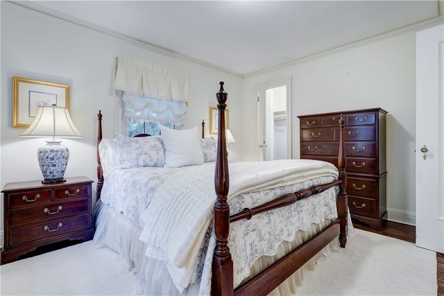 264 Alpine Drive, Pittsford, NY 14618