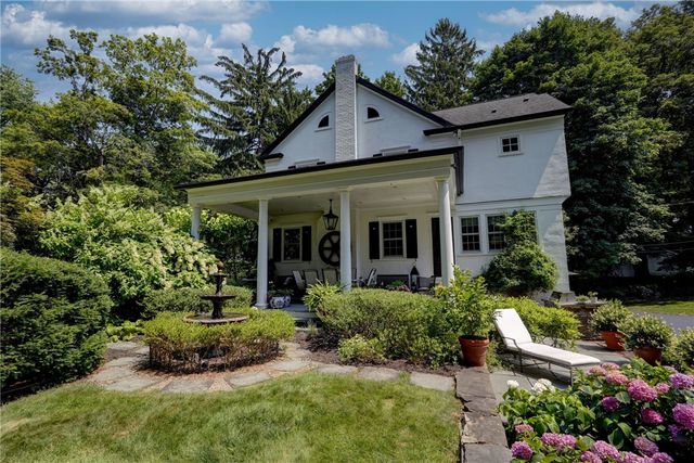 264 Alpine Drive, Pittsford, NY 14618