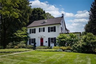 264 Alpine Drive, Pittsford, NY 14618